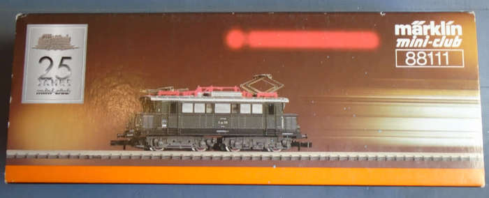 MARKLIN Z SCALE - DB E44 ELECTRIC LOCO, SERVICED, RUNS WELL - BOXED