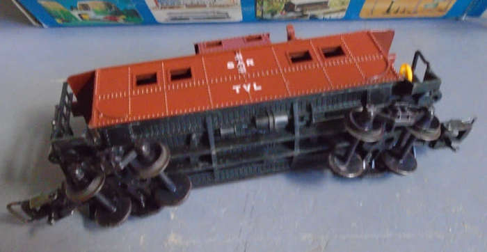 LIFE-LIKE HO SCALE - SAR GUARDS VAN, BOXED