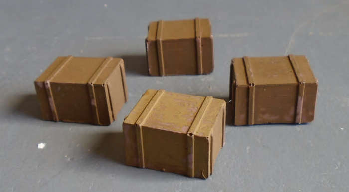 HO SCALE - 6 X WOODEN CRATES