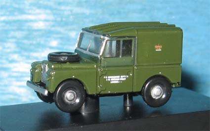 LAND ROVER PO by OXFORD in "N" SCALE (NEW BOXED)