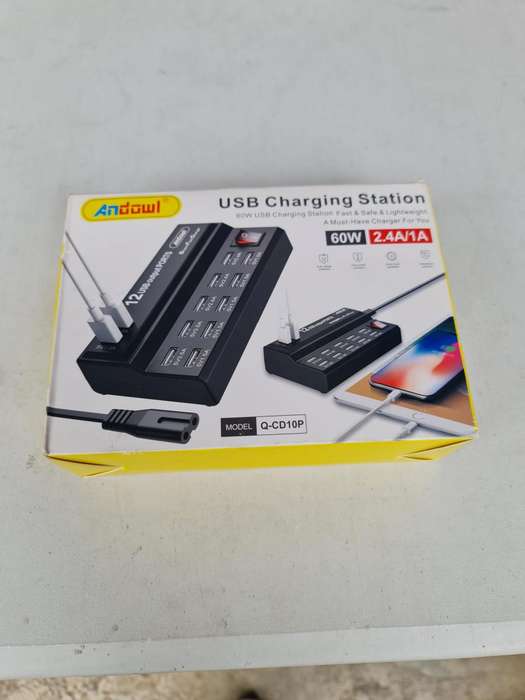 USB charging station