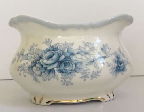 ROYAL ALBERT bone china SUGAR BOWL Pattern TIFFANY