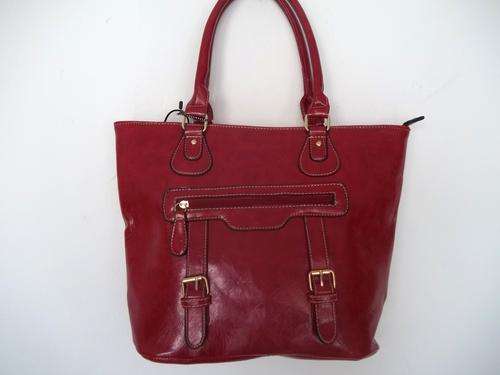 STUNNING PU Leather EXECUTIVE STYLE ladies HANDBAG in RED, will UPLIFT any outfit! Agreat BUY!