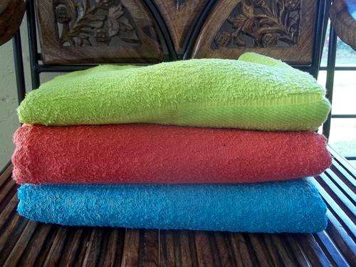 New **100% Cotton** 3x bath sheet gift pack- Great for everyday use! Great buy!