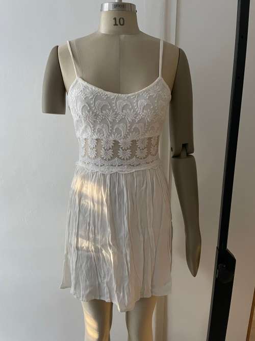 TOPSHOP Cute Summer Dress - Cream Lace - Size 10