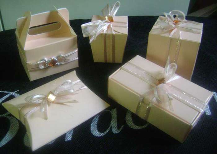 PEACH MINI GIFT BOXES
