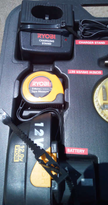 Spares/Restoration- Ryobi 12V Cordless Driver Drill (CBD-12VRK) - Display Kit + Extra Battery