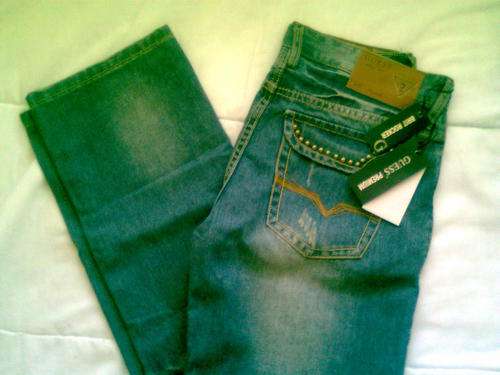 Size 34 Fashion Guess  Jean (Brand New)