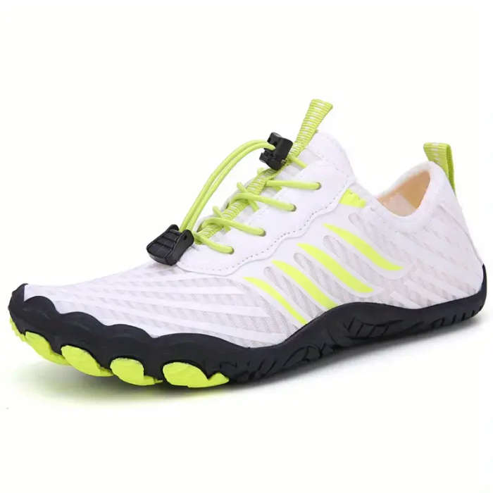 Lightweight barefoot feel / Aqua Shoes Size 5