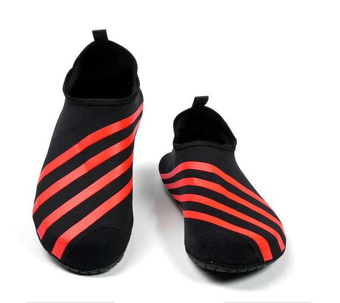 *Summer Sale* Unisex Aqua, Gym lightweight Comfy shoes Size 1.5 ~ 2.5 BPA Free