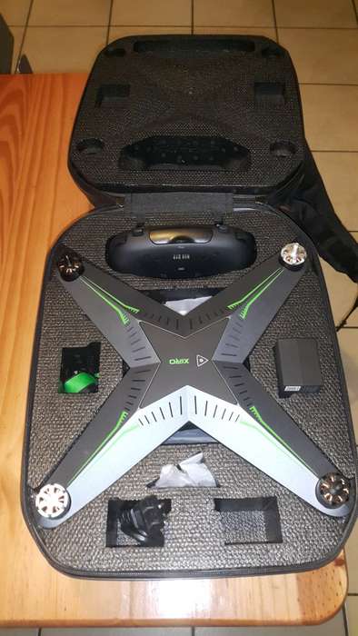 XPLORER V DRONE(UNTESTED) WITH VERY NICE CASE