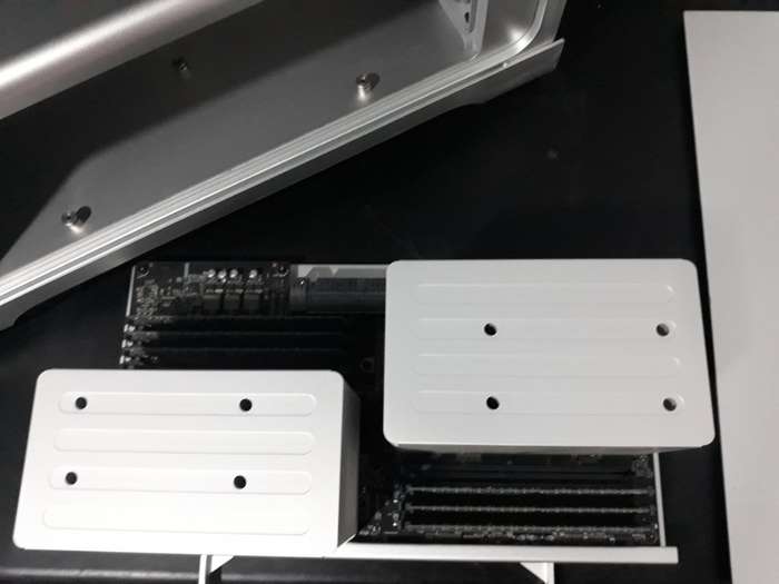 2x Xeon APPLE Mac Pro 5,1