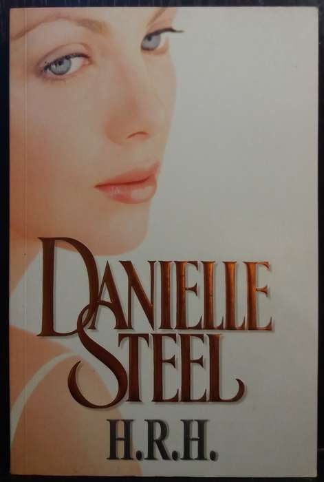 H.R.H - Danielle Steel (Large Paperback)