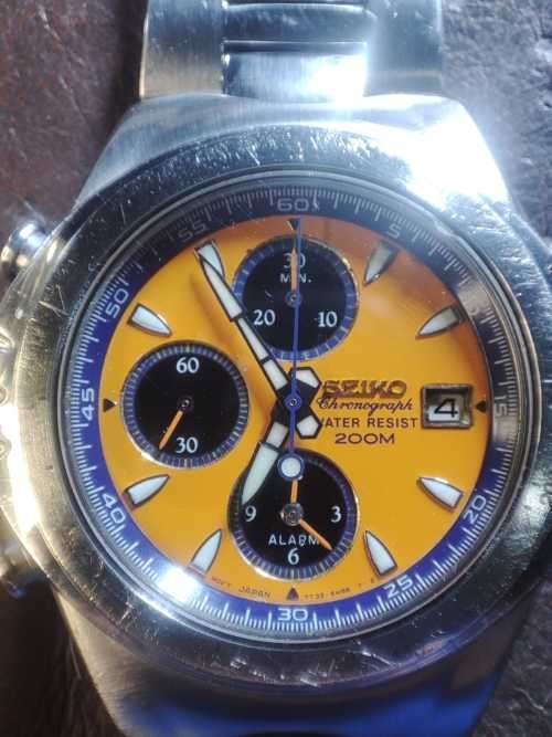 SEIKO by Giugiaro, Maccina Sportiva Chronograph 7t32-6h60 Orange, Black & Purple Quartz. VERY RARE.
