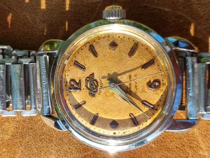 1960 Enicar Sherpa
