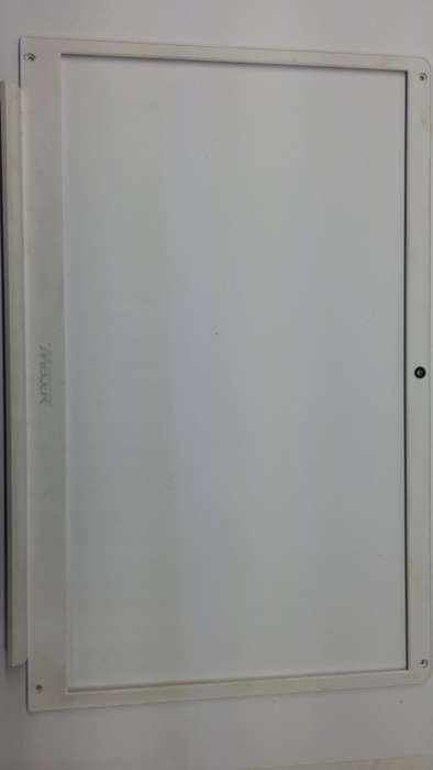 Mecer Xpression Z140C, Front Bezel