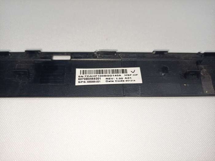 HP ProBook 6470b LCD Front Bezel 6070b0569301 685999-001