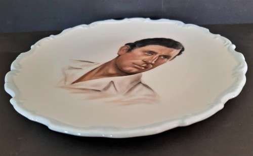 VINTAGE ROYAL ALBERT BONE CHINA PLATE - PRINCE OF WALES MARRIAGE TO LADY DIANNA 1981 21.5cm - 8 3/8`