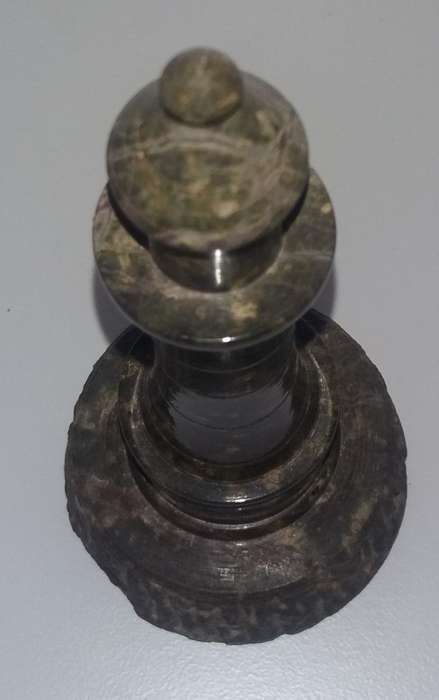 VINTAGE HAND CRAFTED CORNISH SERPENTINE STONE LIGHTHOUSE SIGNED 17CM