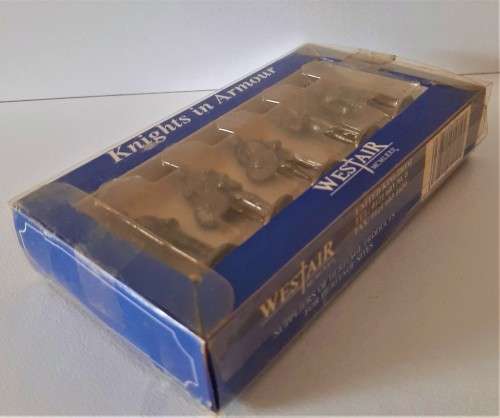 WESTAIR MCMLXX11 VINTAGE 1972 PEWTER KNIGHTS BOXED SET