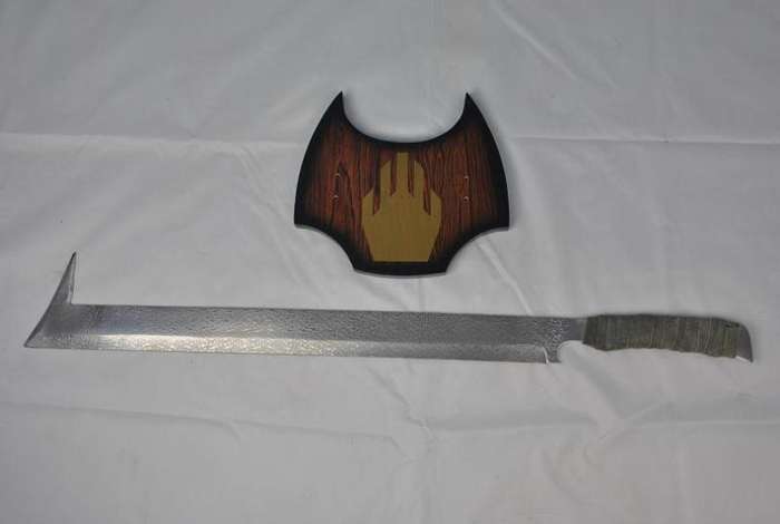 URU KAI ORC  SWORD and plaque 29" steel Lord of the Rings  No Reserve!