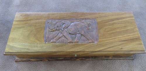 JD Ellis Knife in Carved Wooden Box