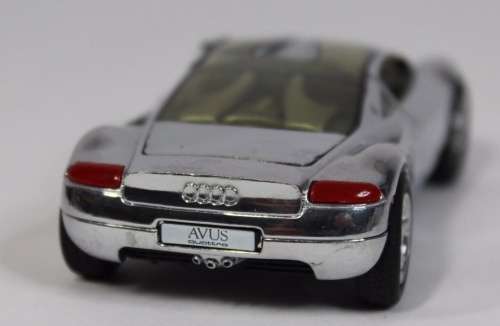 Audi Avus quattro 1991 shiny chrome 1/43 Revell NEW  #4238 instant wheels