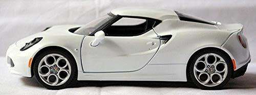 Alfa Romeo 4C 2014 white 1/24 Welly NEW+boxed  #2043 instant wheels