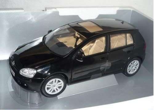 Volkswagen Golf V FSI 2004 black 1:18 Bburago NEW+boxed  #8655 instant wheels