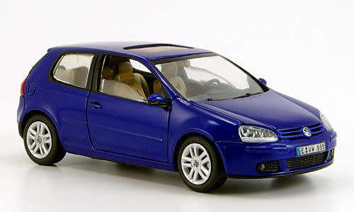 Volkswagen Golf 5, 3-door 2005 blue-met 1/43 Schuco NEW  #4058 instant wheels