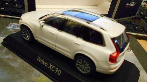 Volvo XC90 2015 white-met 1/43 Norev NEW+boxed  #4861 instant wheels