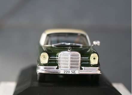 Mercedes-Benz 220 SE FINTAIL 1959 1/43 IXO NEW+boxed  #4714 instant wheels