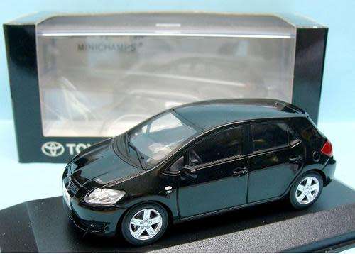 Toyota Yaris black 1/43 Minichamps NEW+boxed  #4663 instant wheels