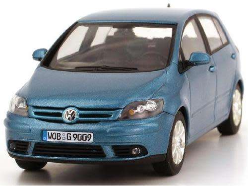 Volkswagen Golf 5 Plus 5-door 2005 blue 1/43 Minichamps  NEW+boxed  #4956 instant wheels