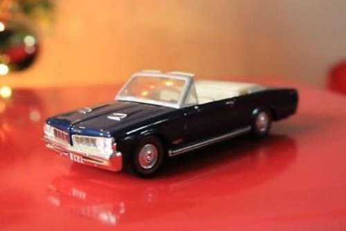 Pontiac GTO Convertible 1964 dk.blue 1/43 IXO NEW+showcased  #5063 instant wheels
