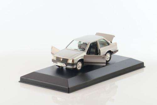 Opel Corsa A 1982  silver 1/43 Schuco-Gama NEW+showcased  #5104 instant wheels
