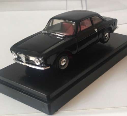 Alfa Romeo Giulia Sprint GT 1963 black 1/43 Progetto NEW+boxed  #5051 instant wheels