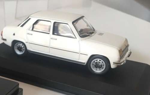 Renault 7 1977 white 1/43 IXO NEW+boxed  #5052 instant wheels