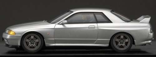 Nissan Skyline GT-R (R32) 1970 jet silver 1/43 IXO NEWinBlister  #5236 instant wheels