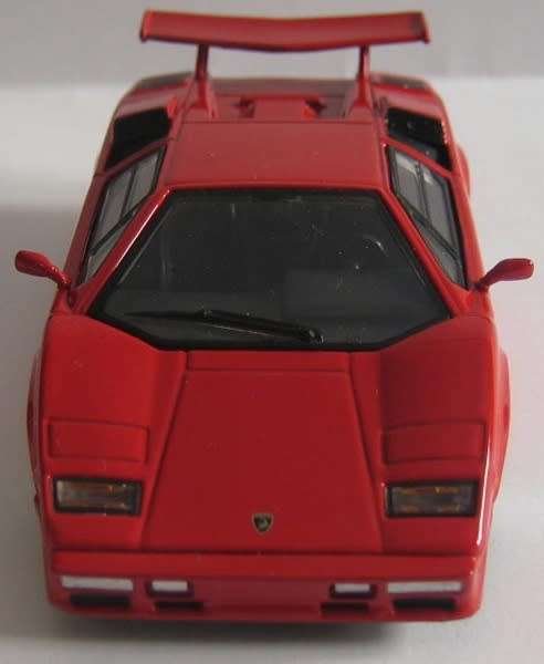 Lamborghini Countach 1985 red 1/43 IXO/DelPrado NEWinBlister  #5242 instant wheels