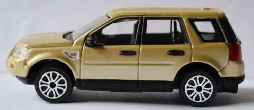 Land Rover Freelander 2 Type LF 2010 Beige-met 1:43 Bburago NEW+boxed  #5306 instant wheels
