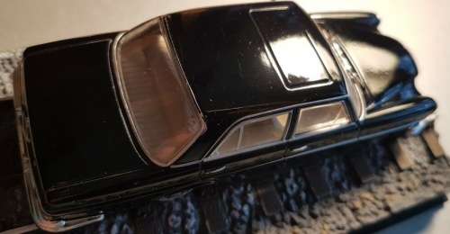 Mercedes-Benz 250SE (W108) 007/JBond Octopussy 1/43 IXO NEW+boxed  #4060 instant wheels