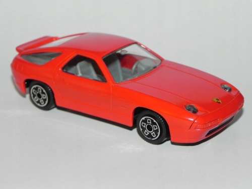 Porsche 928 S4 1986 red 1/43 Bburago/Italia NEW+showcased  #5407 instant wheels