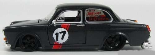 Volkswagen 1600 Notchback 1967 grey (#17-Custom) 1/24 NEW+Boxed FREE Delivery #2265 instant wheels