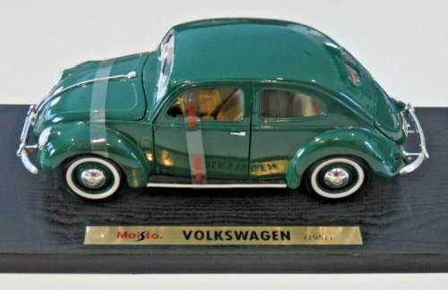 Volkswagen Beetle vintage (two rear windows) 1951 green 1:18 Maisto NEW+boxed #8003 instant wheels