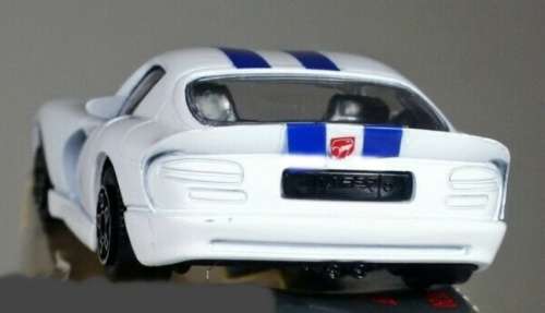 Dodge Viper GTS Coupe 1966 white 1/43 Bburago NEW+reblistered  #5672 instant wheels