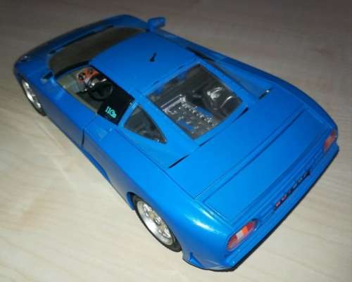 BUGATTI GB11 1991 blue 1/18 Bburago NEW+boxed  #8027 instant wheels