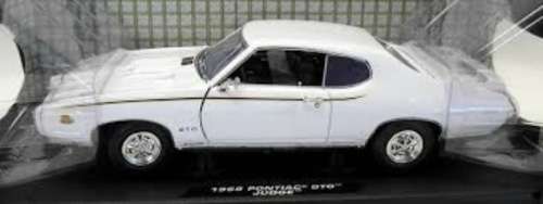 Pontiac GTO Judge 1969 white 1/18 Motormax NEW+boxed  #8047 instant wheels
