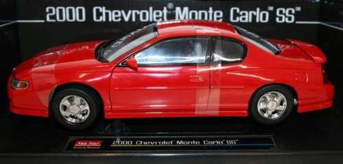 Chevrolet Monte Carlo `SS` 2000 red 1/18 SunStar NEW+boxed  #8049 instant wheels