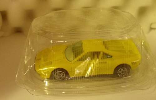 Ferrari 288 GTO 1987 yellow 1/43 Bburago NEW+reblistered  #5709 instant wheels